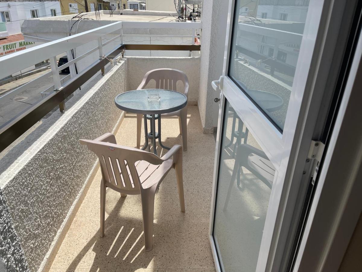 Terpsithea Apartments 아이아 나파 외부 사진
