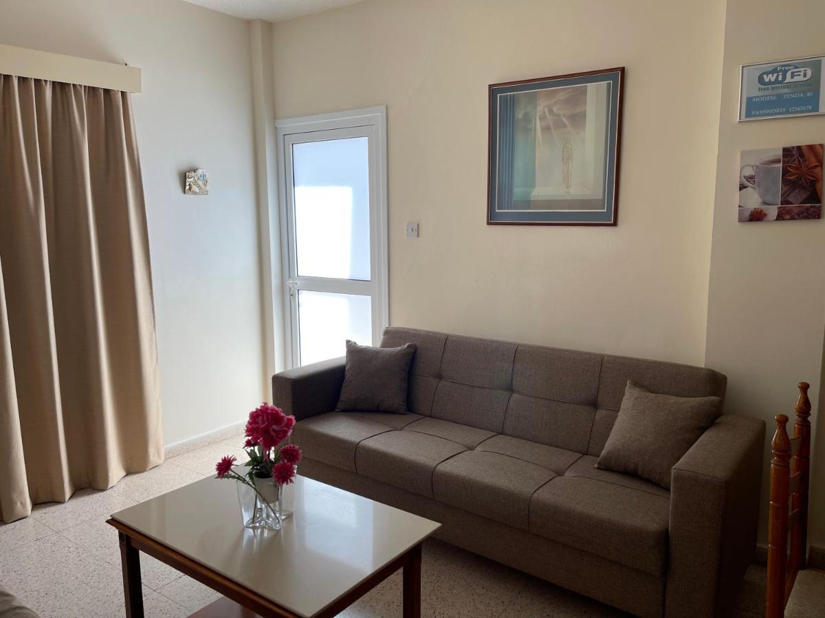 Terpsithea Apartments 아이아 나파 외부 사진